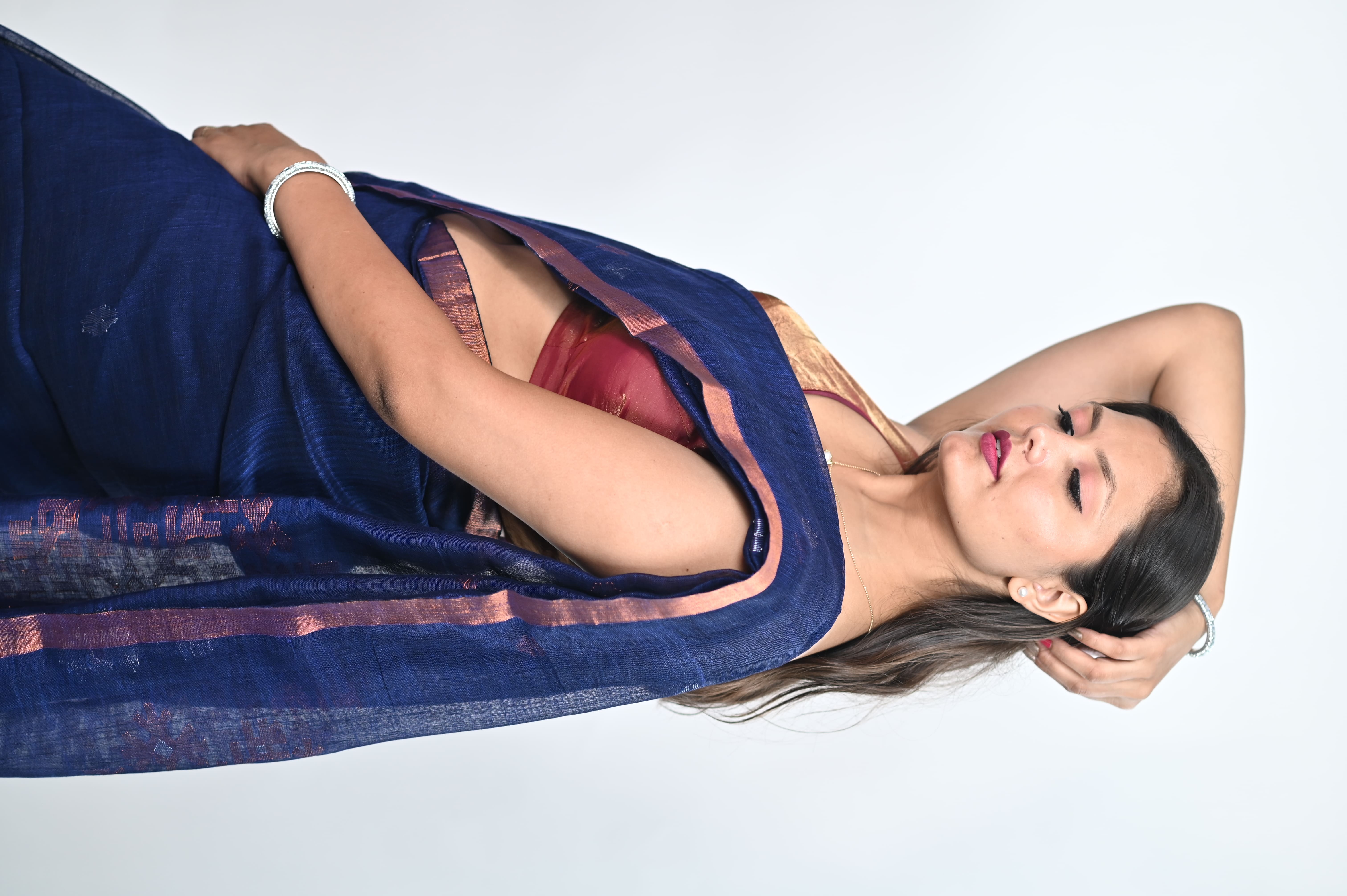 Linen by linen handloom saree, zari weaving
