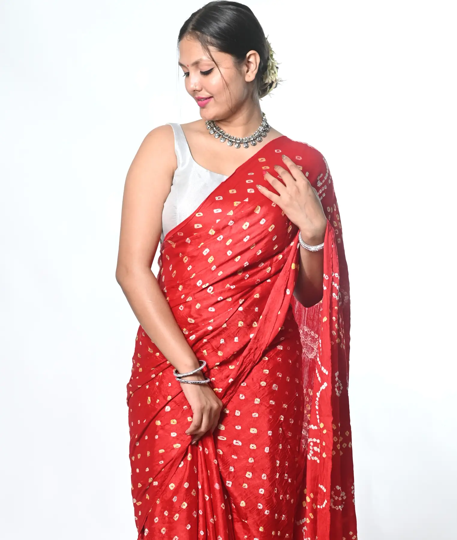 modal silk hand bandhni Red saree